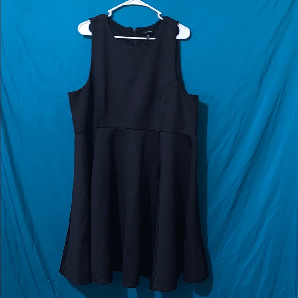 Torrid size 24 black dress